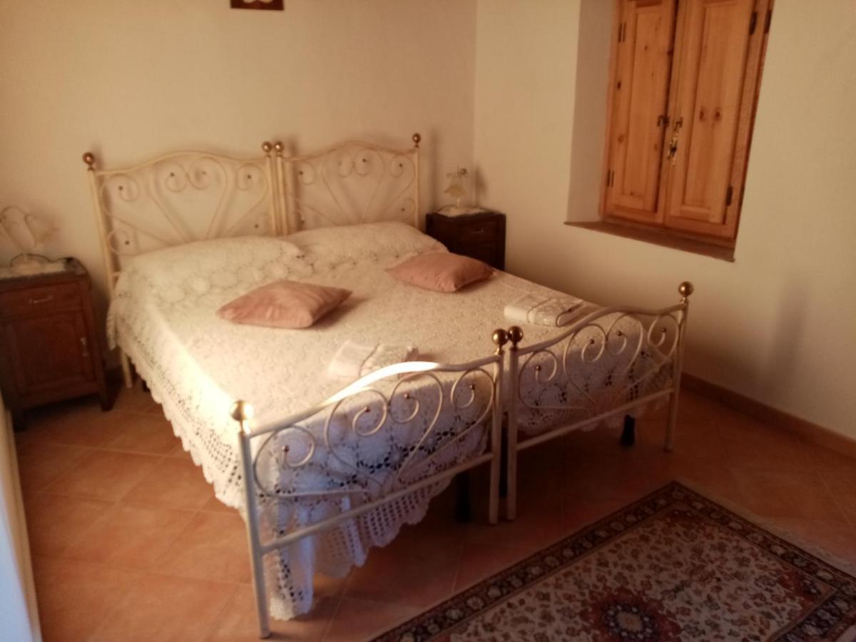 Petrognano  Casa Serenaヴィラ エクステリア 写真