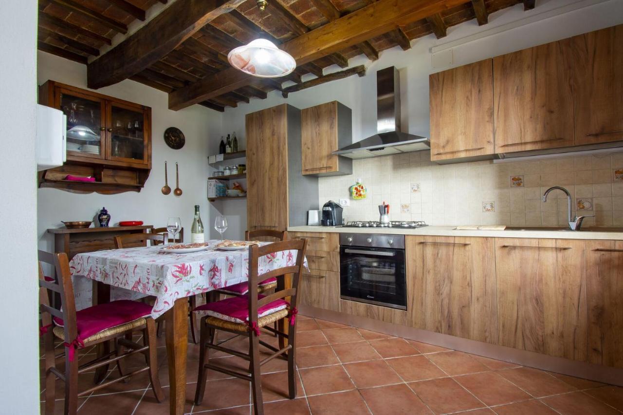 Petrognano  Casa Serenaヴィラ エクステリア 写真